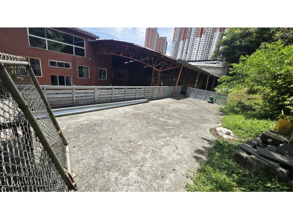 VENTA BODEGA 774 m2 EN UNIDAD CERRADA SABANETA - 6