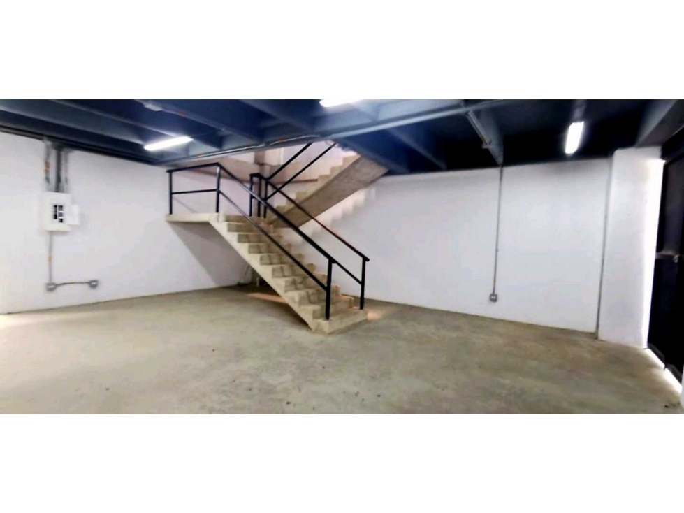 Venta Bodega Caldas - 4