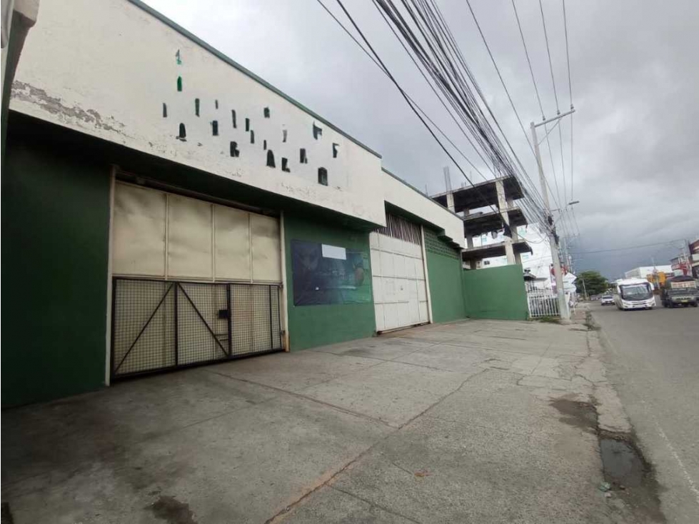 VENTA BODEGA CON OFICINAS EN CARTAGENA BARRIO EL BOSQUE - 2