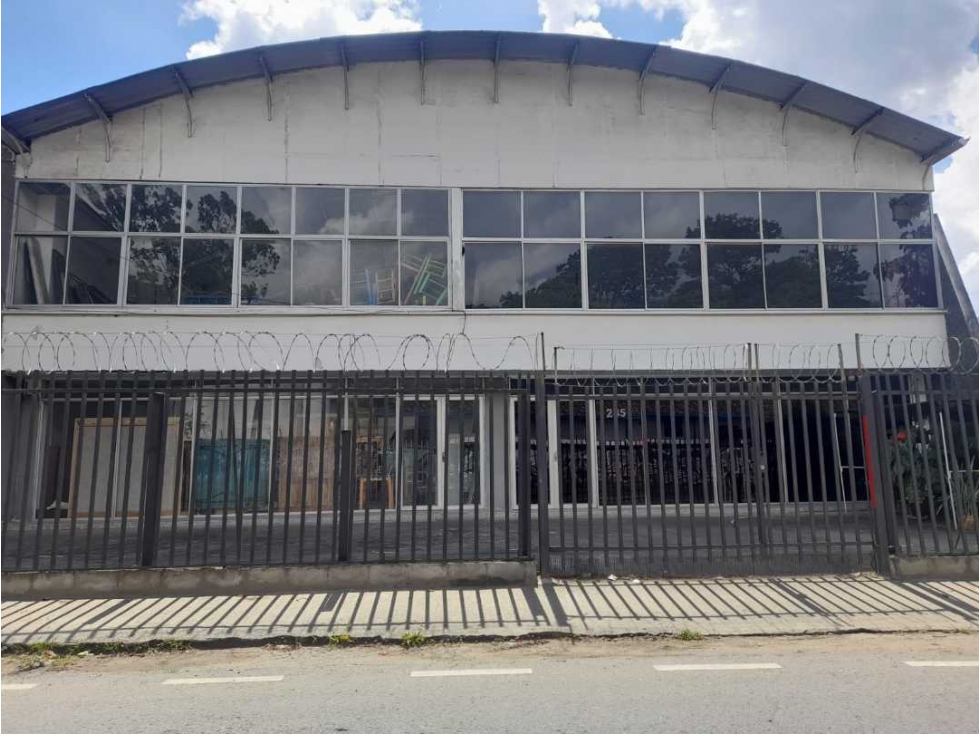 VENTA BODEGA COPACABANA ANTIOQUIA. SOBRE VÍA PRINCIPAL. (BJ) MEDELLÍN - 1