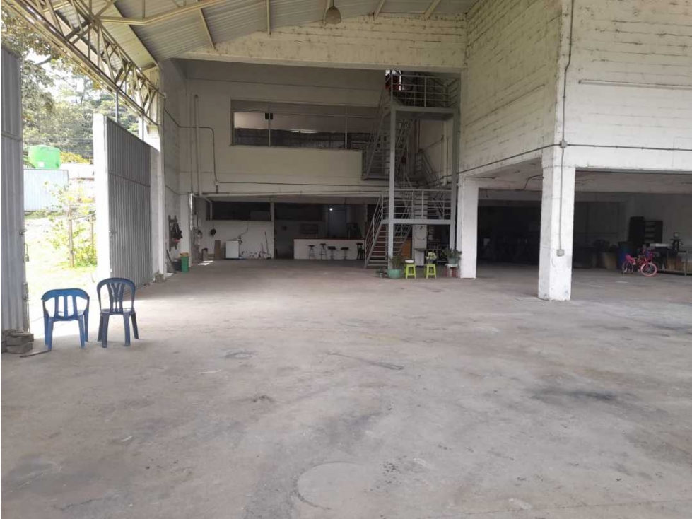 VENTA BODEGA COPACABANA ANTIOQUIA. SOBRE VÍA PRINCIPAL. (BJ) MEDELLÍN - 4