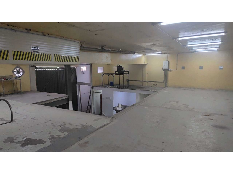 VENTA BODEGA SECTOR INDUSTRIAL GUAYABAL (CALLE AMPLIA). (BJ) MEDELLIN — foto 4