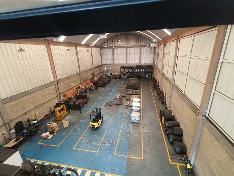 VENTA BODEGA PARQUE INDUSTRIAL "K2" - 3
