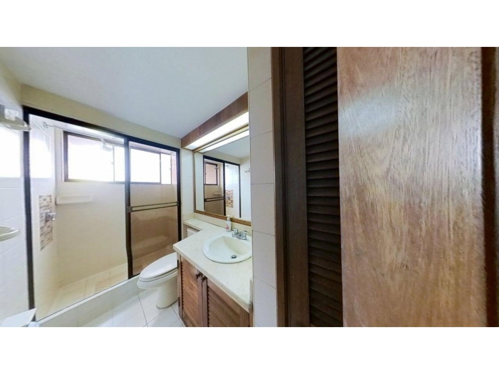 Venta Casa 152 m2, 4 hab, 4 b, 2 g, Los Cedros, Usaquen — foto 2