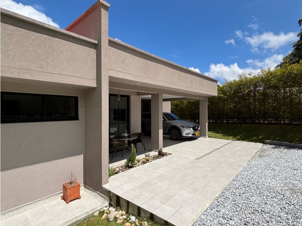Venta de Hermosa Casa en Unidad Cerrada Cerca al Tablazo — foto 5