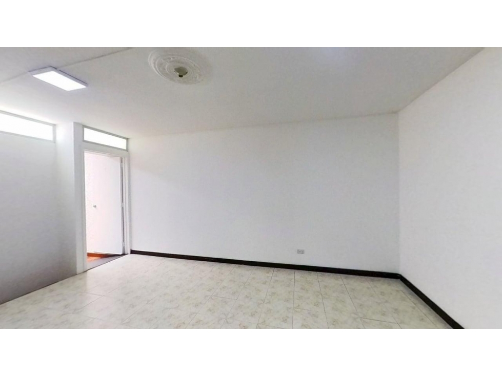 Venta Casa 225 m2, 4 hab, 3 b, 0 g, Niza, Suba — foto 3