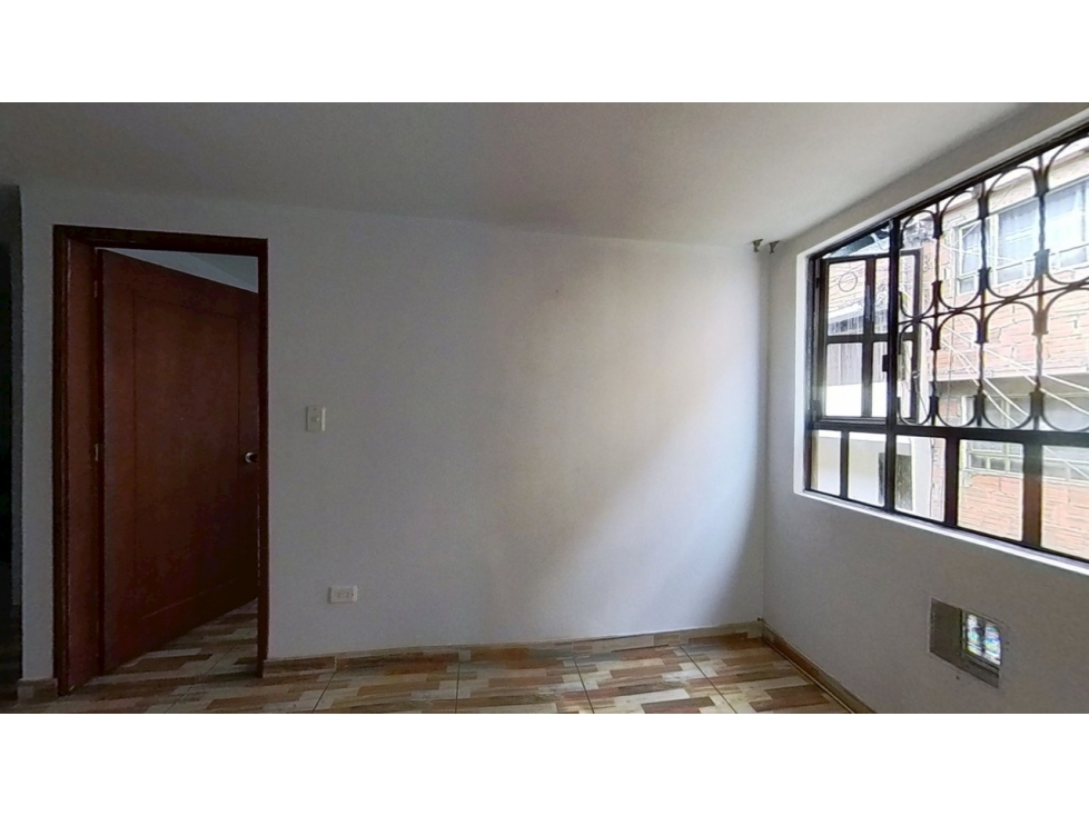 Venta Casa 237 m2, 9 hab, 4 b, 0 g, Ismael Perdomo, Ciudad Bolivar — foto 3