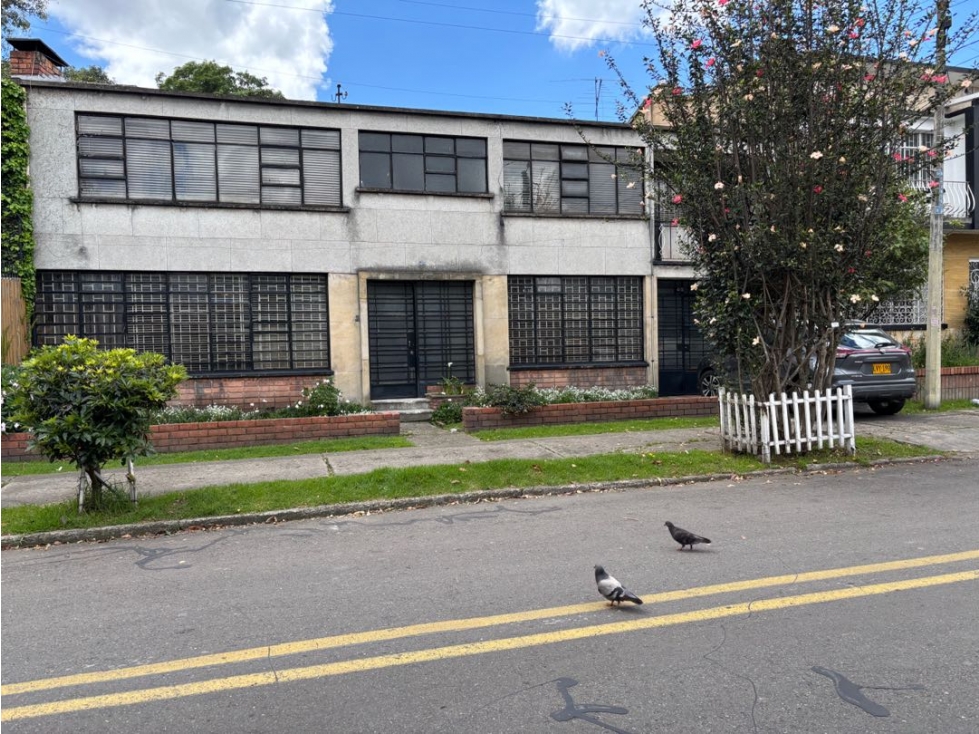 VENTA CASA 245m2 REMODELAR LA SOLEDAD PARK WAY