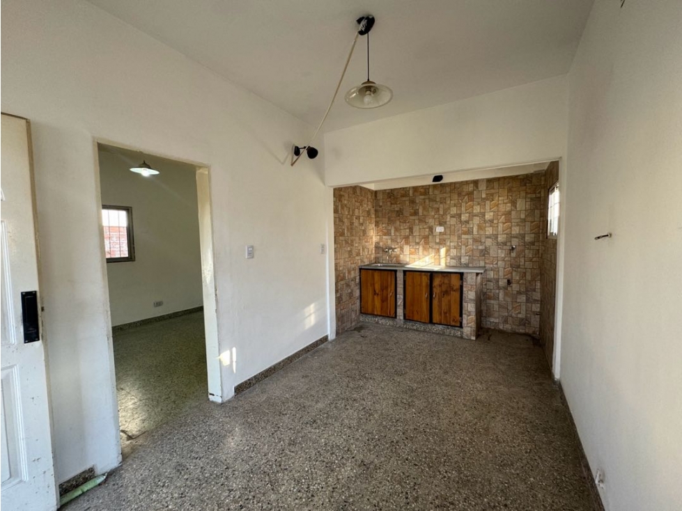 Venta 2 casas en un solo terreno- Barrio Asunción- Paso del rey — foto 5