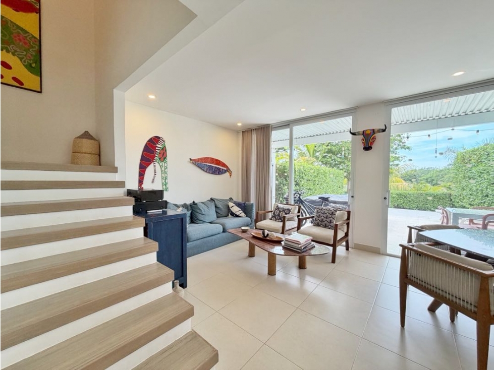 Venta CASA 2 niveles con JACUZZI en Karibana Beach & Golf Cartagena — foto 4