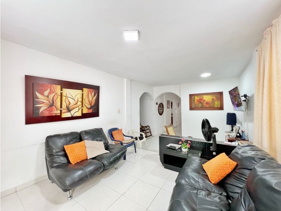 Venta casa 2 niveles de 4 habitaciones en La Concepción Cartagena — foto 2
