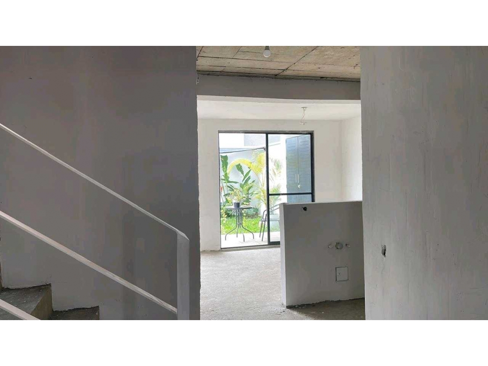 VENTA CASA 2 PISO CONJUNTO TRENTO PARQUE NATURA ALFAGUARA JAMUNDI (JH) — foto 5