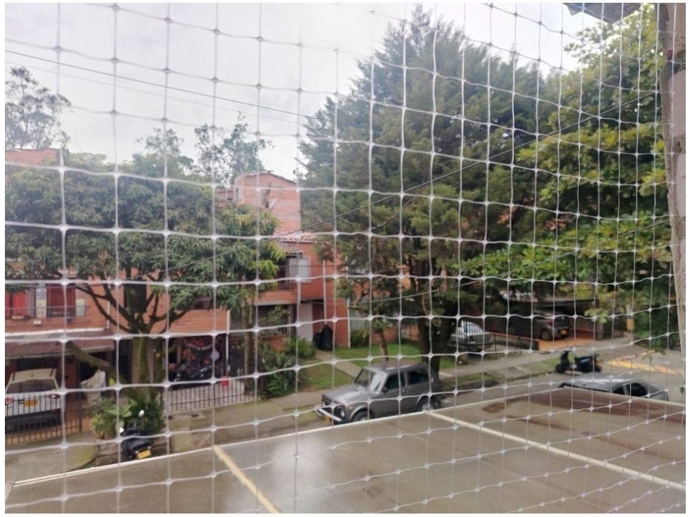 Venta CASA 2 pisos BELÉN las VIOLETAS- unidad cerrada-zona de parqueo - 1