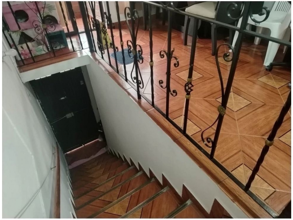 Venta CASA 2 pisos BELÉN las VIOLETAS- unidad cerrada-zona de parqueo - 2