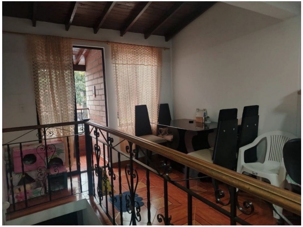 Venta CASA 2 pisos BELÉN las VIOLETAS- unidad cerrada-zona de parqueo - 3
