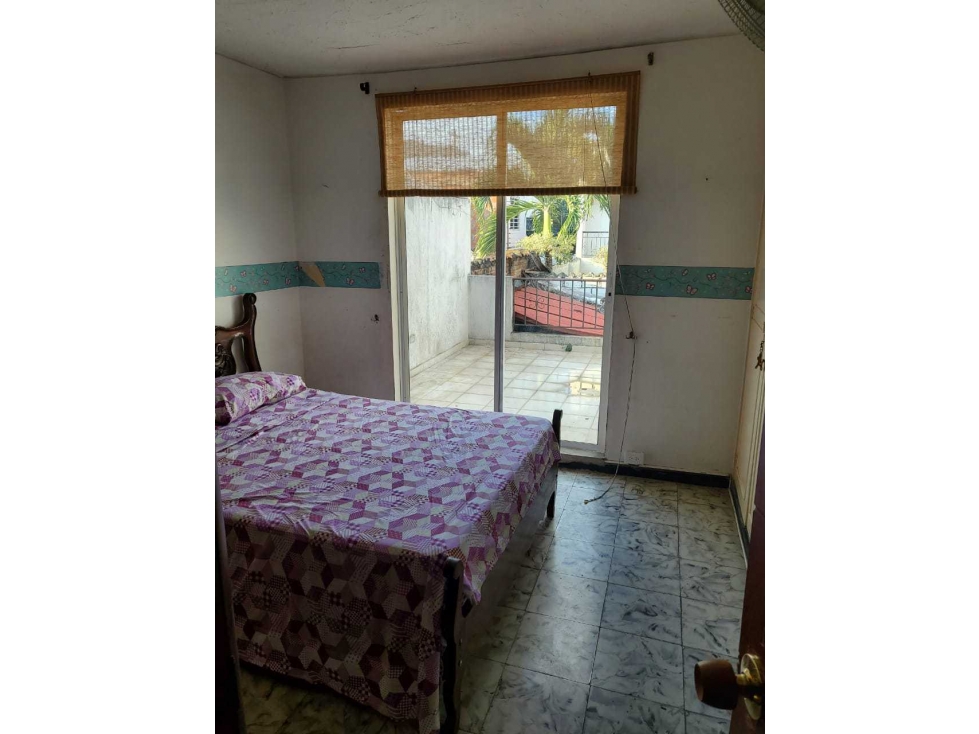 VENTA CASA 2 PISOS PAMPALINDA W 10425111IC - 2
