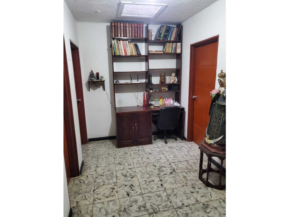 VENTA CASA 2 PISOS PAMPALINDA W 10425111IC - 6
