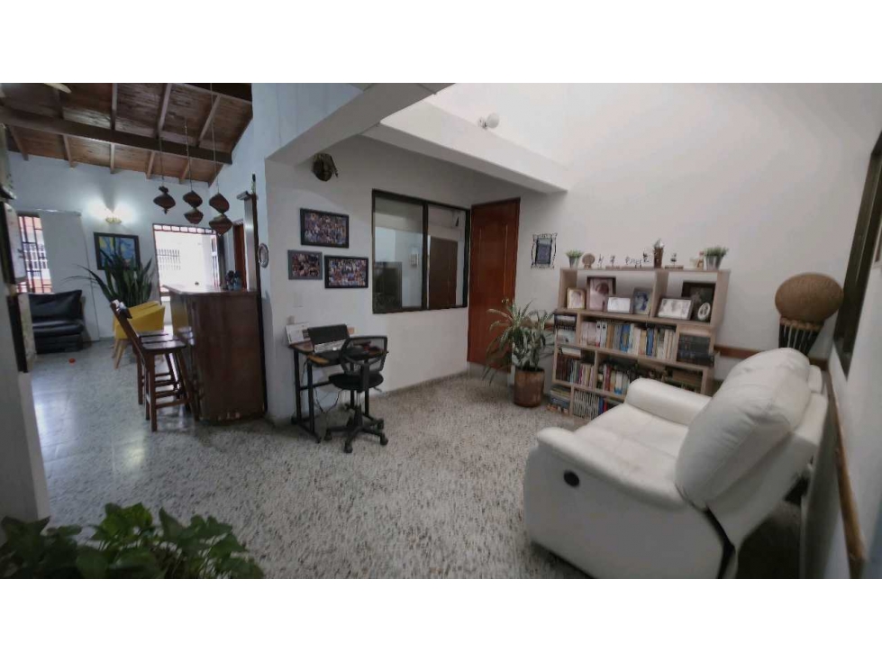 VENTA CASA BELEN GRANADA COLEGIO SAN JUAN BOSCO PARA VIVIR O INVERSÍON — foto 4