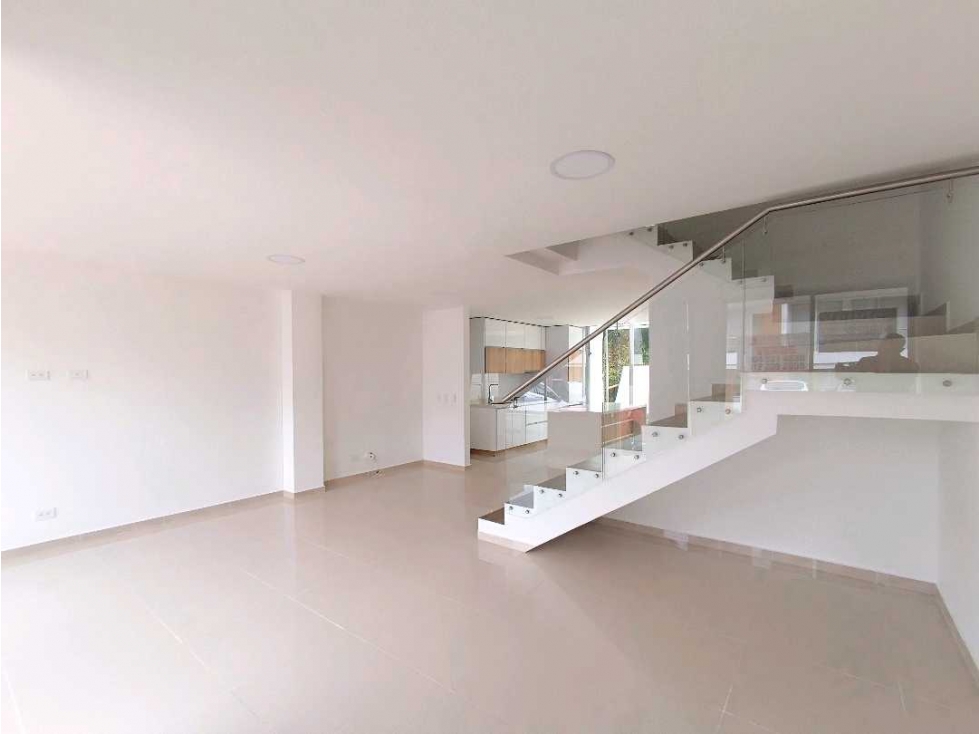 Venta Casa 3 alcobas Conjunto Cerrado La Florida Villamaria Manizales — foto 3