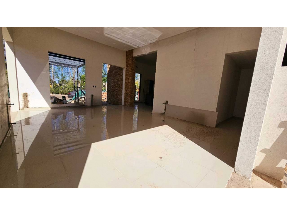 VENTA · CASA ·3 DORMITORIO · GARDENS · BARRIO PRIVADO LUJAN - 5