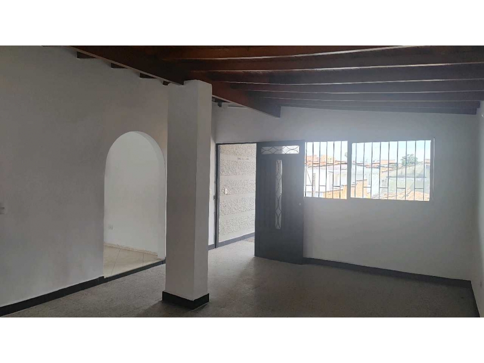 VENTA CASA 3ER PISO Y ÚLTIMO. BELÉN SAN BERNARDO. (BJ). MEDELLÍN