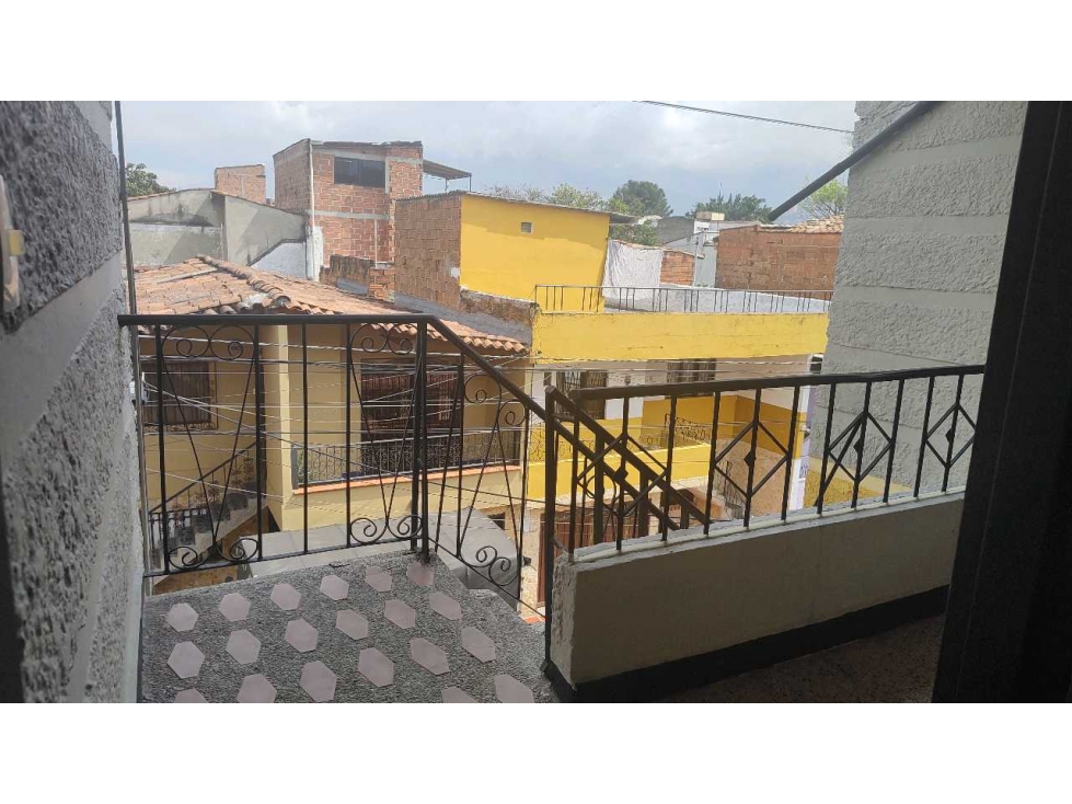 VENTA CASA 3ER PISO Y ÚLTIMO. BELÉN SAN BERNARDO. (BJ). MEDELLÍN — foto 2