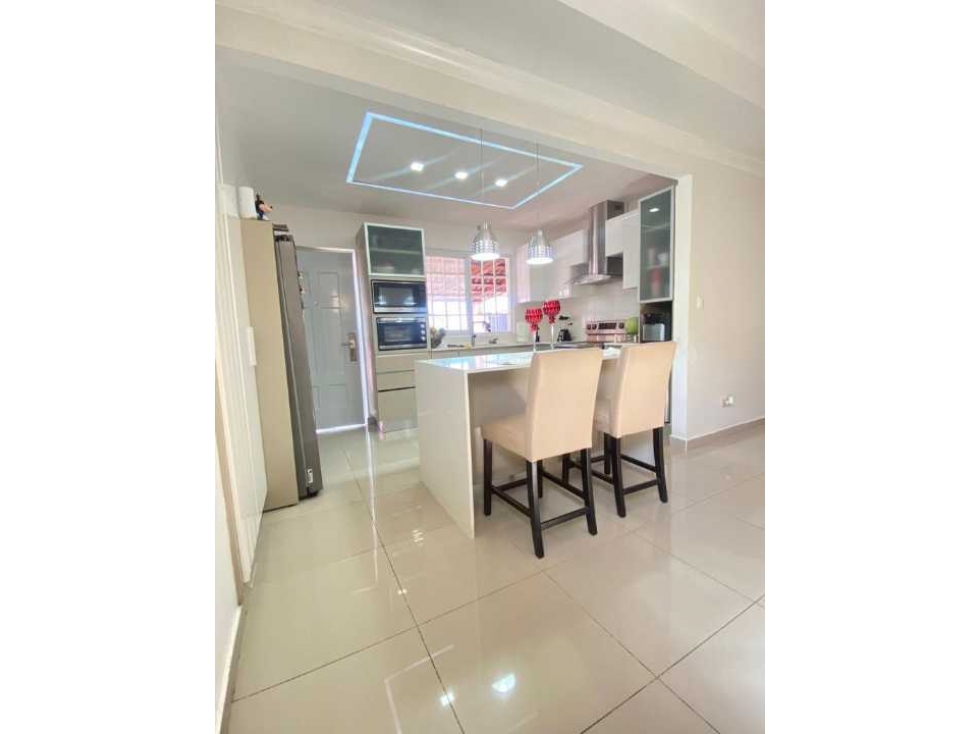 VENTA CASA 434MTS2 4REC LB NEGOCIABLE COLON - 2