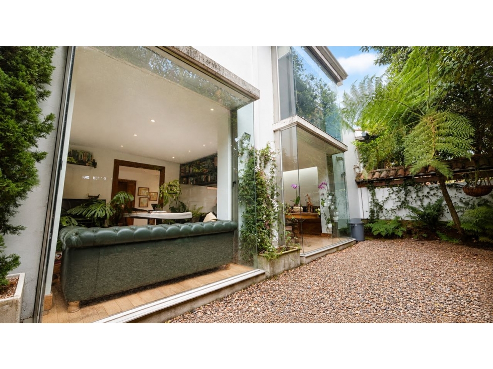 Venta Casa 492m2 Moderna remodelada Santa Bárbara — foto 3