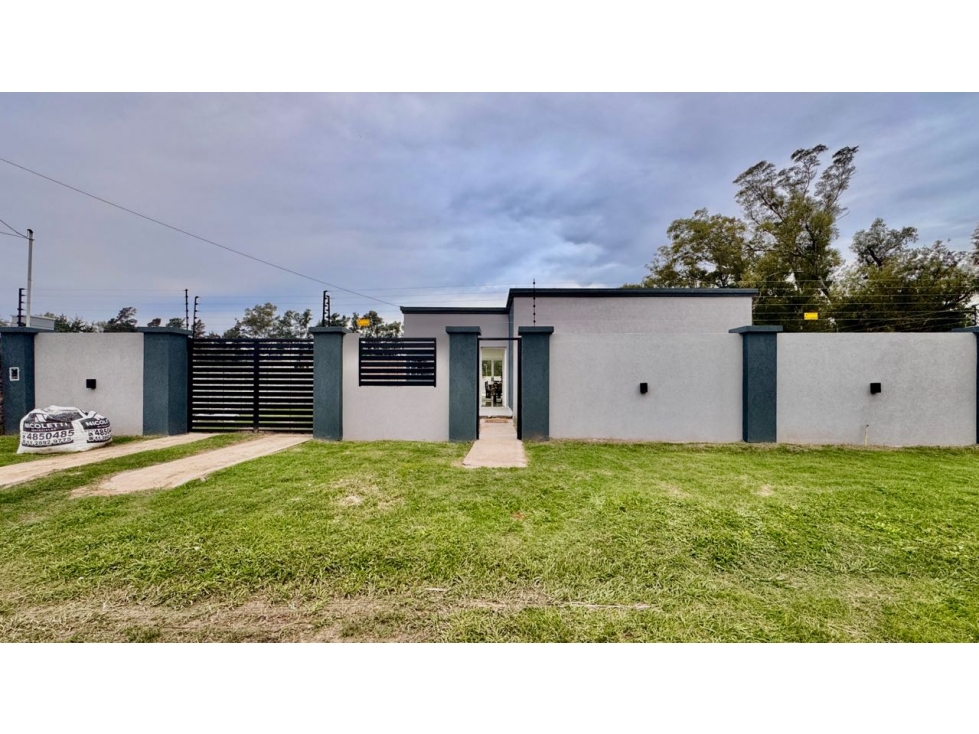Venta casa minimalista + pileta- Francisco Álvarez - 3