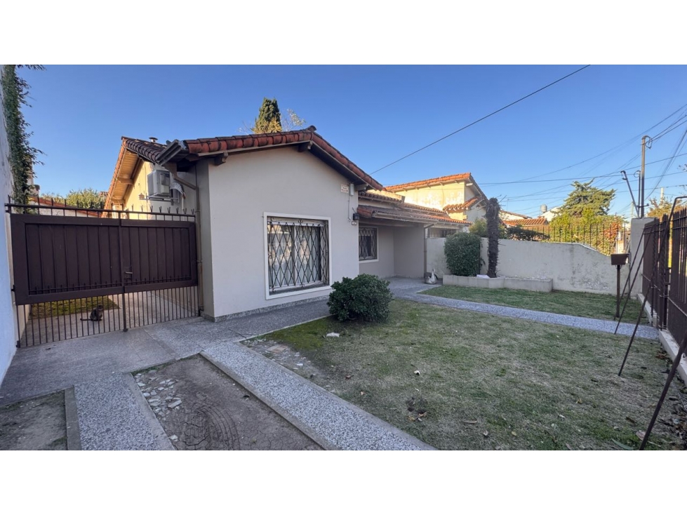 Venta casa 4 Amb- Paso Del Rey Centro - 1