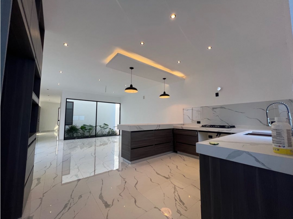 Venta Casa 4 Recámaras Privada Kinish Cholul Mérida Yucatán
