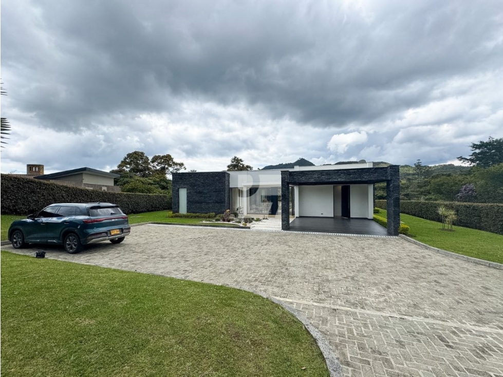 VENTA | Casa 517 m² vía San Antonio - La Ceja, Carmen de Viboral — foto 2
