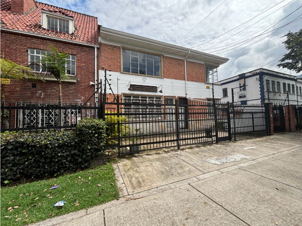 VENTA CASA 517m2 COMERCIAL / RESIDENCIAL QUINTA CAMACHO