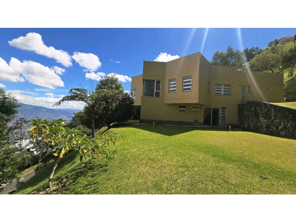VENTA CASA 540 m2 CON ESPECTACULAR VISTA A MEDELLIN, VIA LAS PALMAS — foto 6