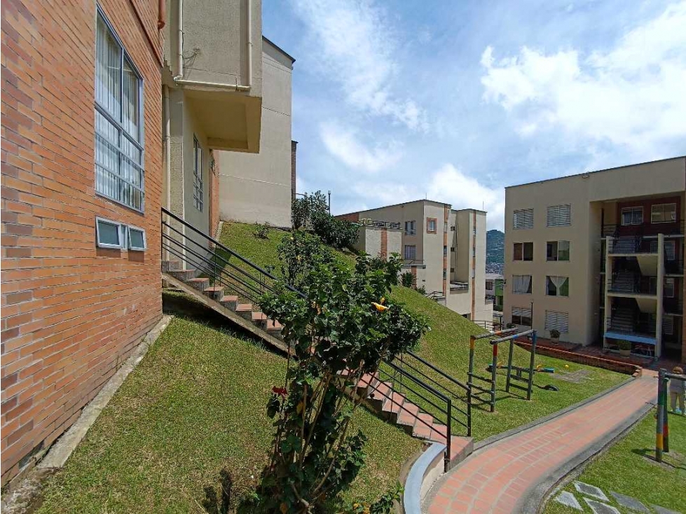 Venta Casa 5 alcobas Conjunto Cerrado La Leonora Manizales — foto 6