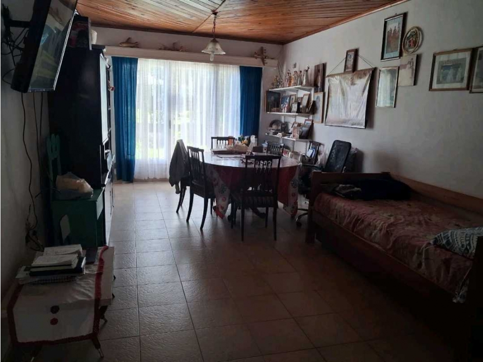 VENTA CASA 5 AMB - B° FLORENCIO SANCHEZ - 6