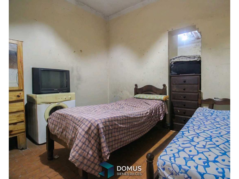 VENTA CASA A RECICLAR ZONA CENTRO - 5