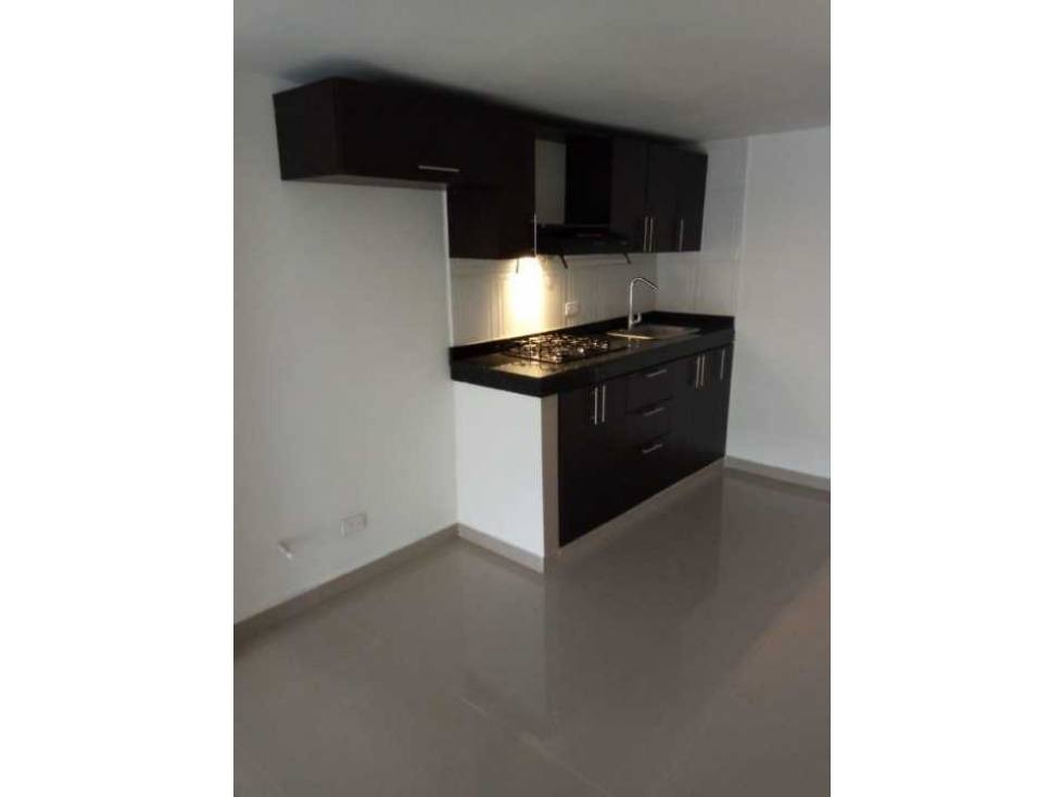 VENTA CASA EXTERNA - 2 APARTA ESTUDIOS RENTADOS TEQUENDAMA CALI (MBM) — foto 3