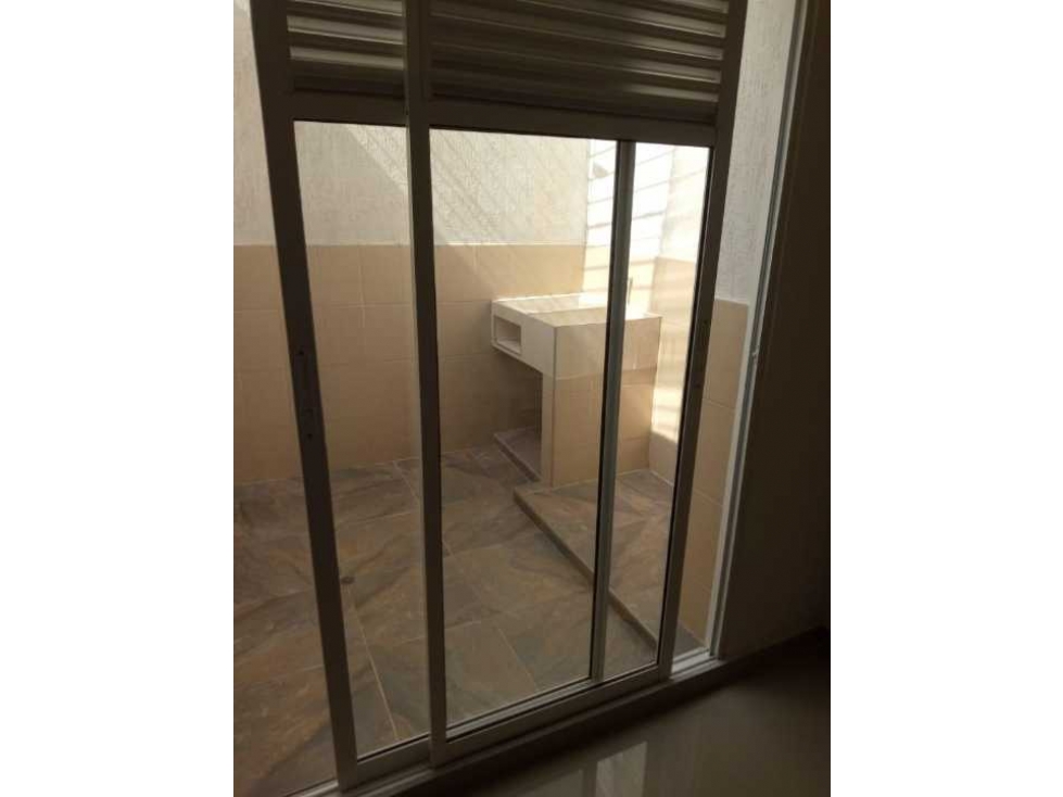 VENTA CASA EXTERNA - 2 APARTA ESTUDIOS RENTADOS TEQUENDAMA CALI (MBM) — foto 5