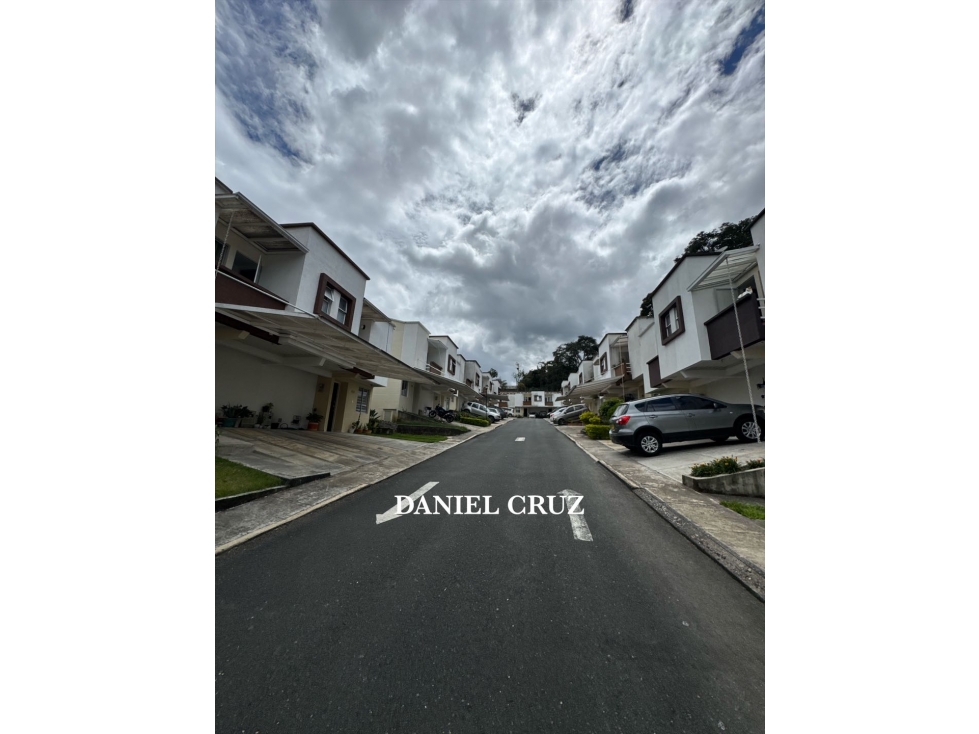 VENTA CASA ACUARELAS DEL BOSQUE - POPAYÁN