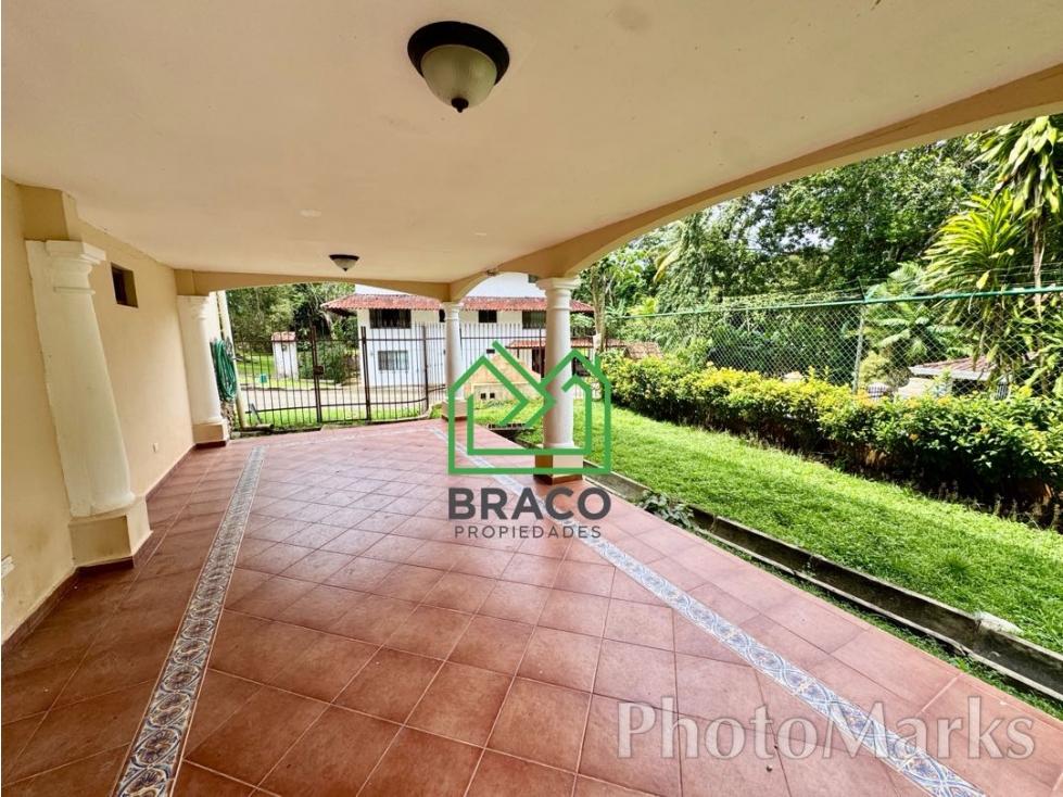 VENTA CASA ALBROOK CON PISCINA PRIVADA (EC) — foto 5