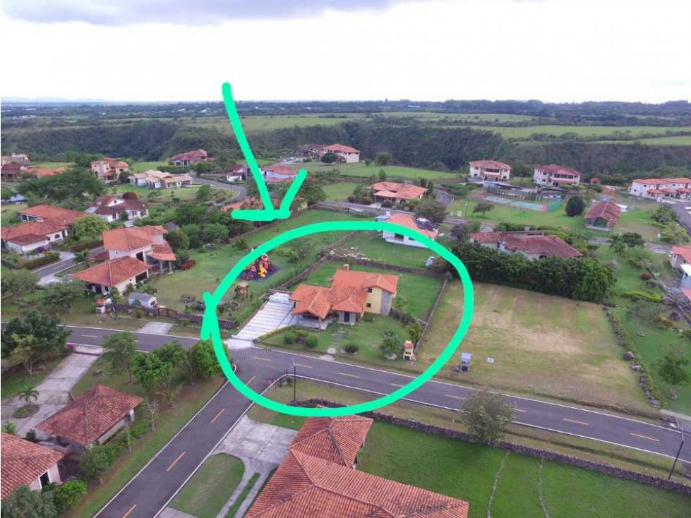 VENTA CASA ALTO BOQUETE
