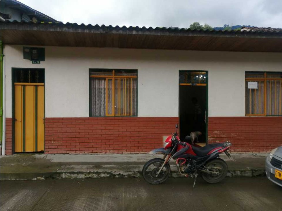 VENTA CASA AMPLIA EN PIJAO - 2