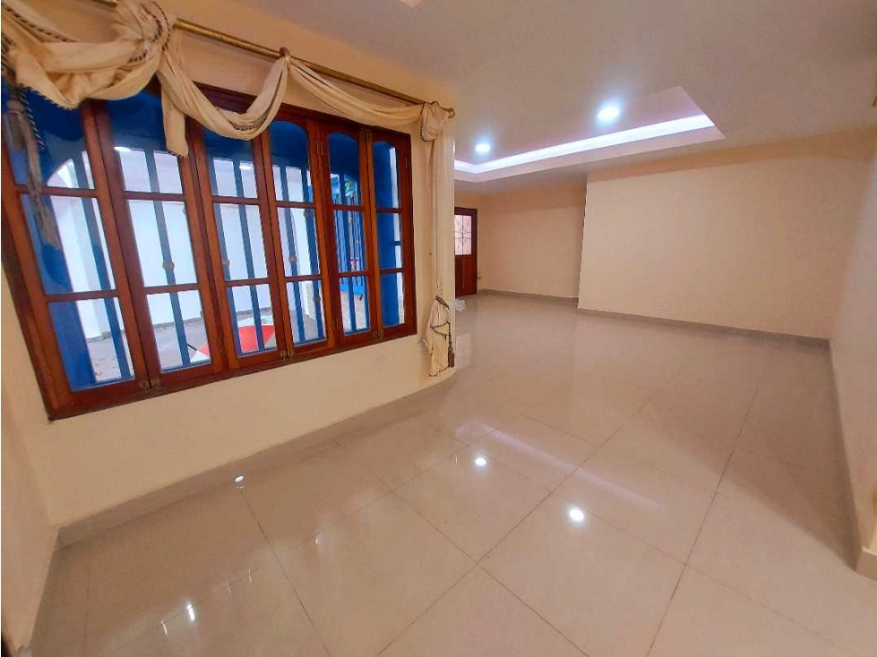 VENTA CASA AMPLIA VILLA DE LAS FUENTES EL DORADO — foto 4