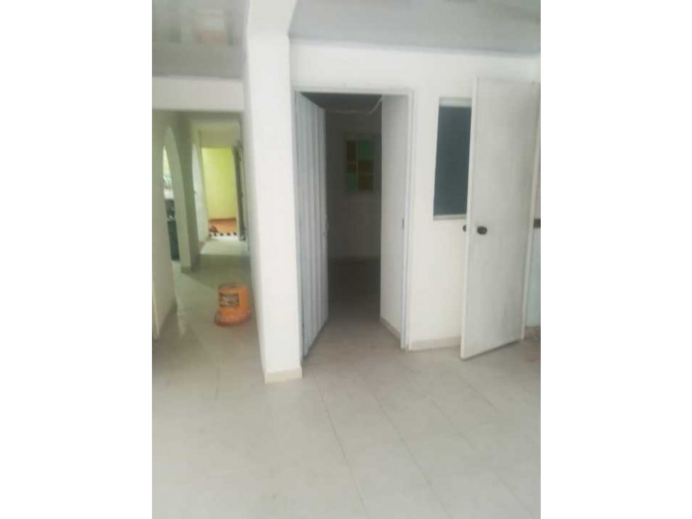 LUXA VENDE CASA 2 PISOS. INDEPENDIENTES. BARRIO EL UVO-SECTOR NORTE — foto 4