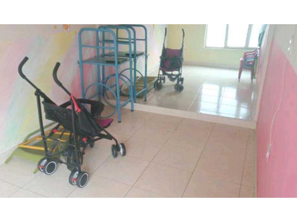 Venta Casa Esquinera con RENTA en Barrio Santafe Oriente Cali (GH) — foto 4