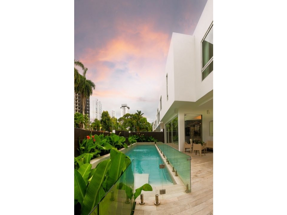 ALQUILER DE CASA EN ALTOS DEL GOLF BIANCO LOFT/ AMUEBLADA 782M2 JP - 5