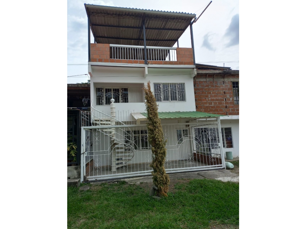 Venta Casa Bifamiliar El Cerrito Valle Barrio Cincuentenario (VT) - 1