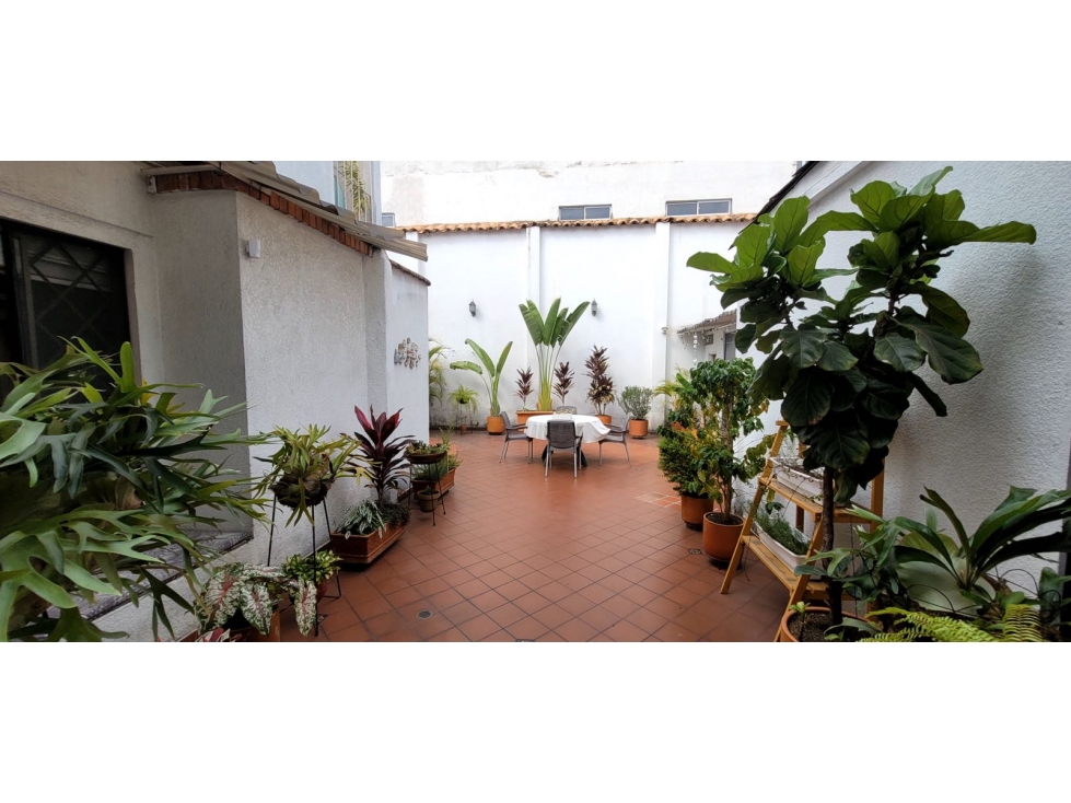 VENTA CASA EN LA FLORA
