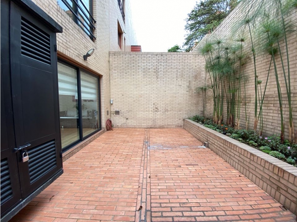 VENTA CASA BOSQUE MEDINA 400m2 4h 5b 4p CBS 3.800 Millones — foto 4
